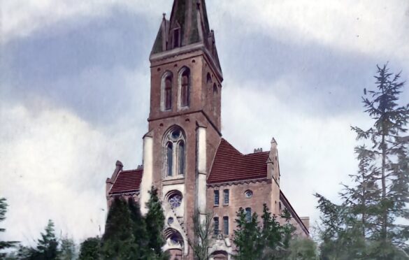 Nieistniejący Lutherkirche w dawnym Züllchow (Żelechowa), w ręcznej koloryzacji autora