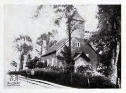 Widok na kościół w Brzózkach z dawnej dokumentacji