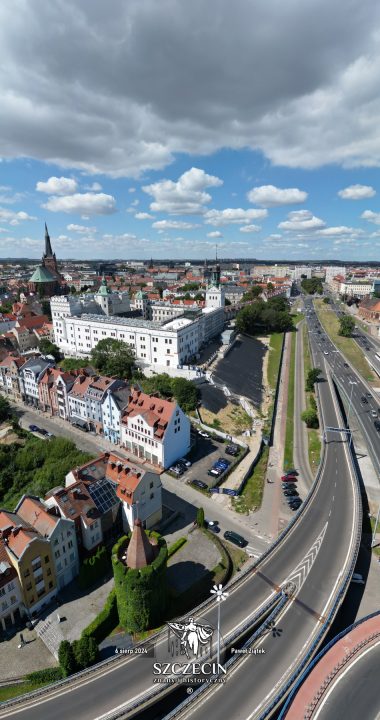 Sama skarpa powinna być ponownie zadrzewiona, na wysokość 4-5 metrów, kompromisowo