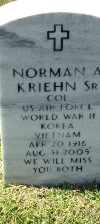 Norman A. Kriehn i jego nagrobek w Stanach Zjednoczonych