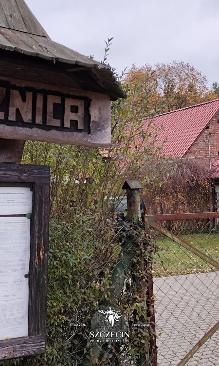 Leśniczówki wokół Trzebieży mają urokliwe "domki" ze swoją nazwą :)