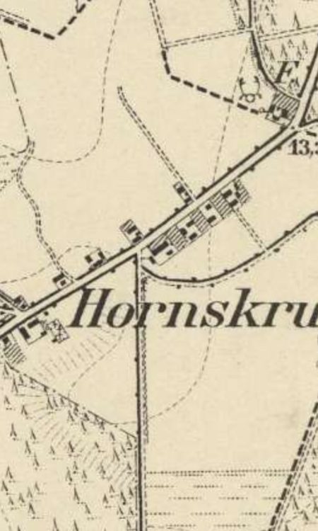 Mapa wsi Hornskrug (Rzęśnica) z około 1888 roku, z widocznym cmentarzem