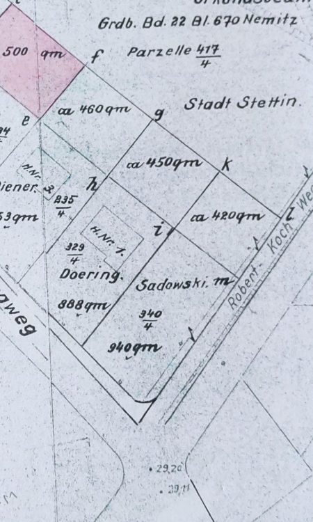 Wycinek dokumentacji z 1942 roku domku o numerze 5, z działkami obok