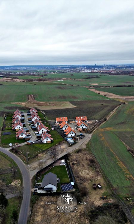 Na północy w kierunku Szczecina powstaje nowe osiedle domków