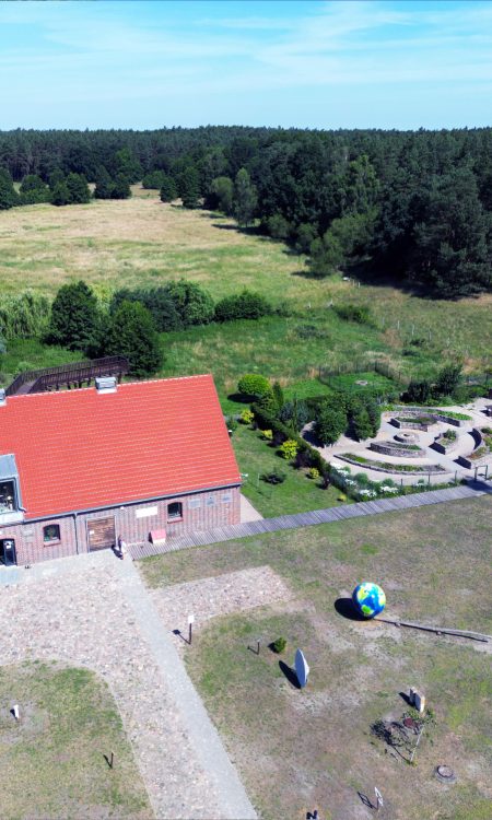 Widok lotniczy na transgraniczny ośrodek edukacji ekologicznej